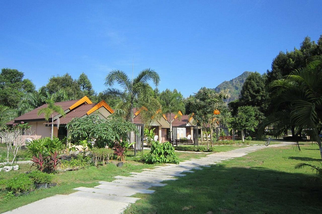 Orange Tree House Aonang Hotel Ban Klong Haeng Bagian luar foto